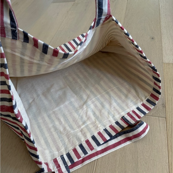 Sèzane Octobre editions “bonjour” tote bag - Picture 6 of 6